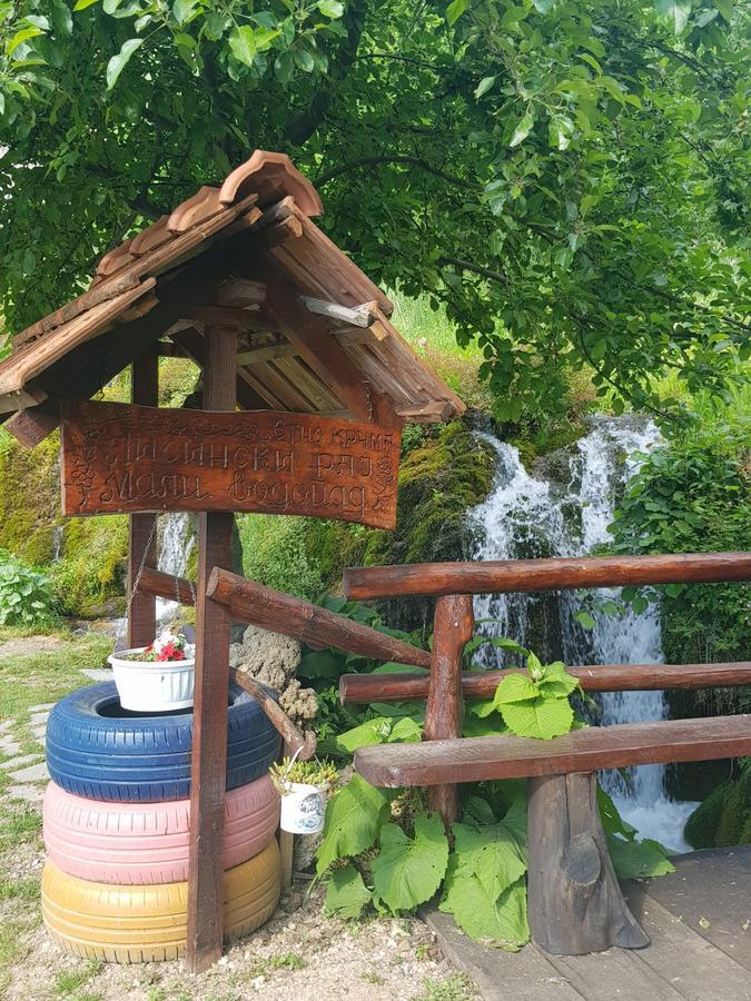 Guest House Lisinski Raj Despotovac Exterior foto